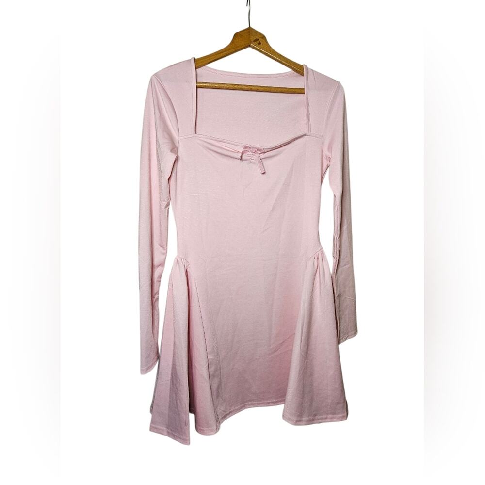 NWT Large Women's Elegant Pink Long Sleeve Dress. Never Used Or Worn